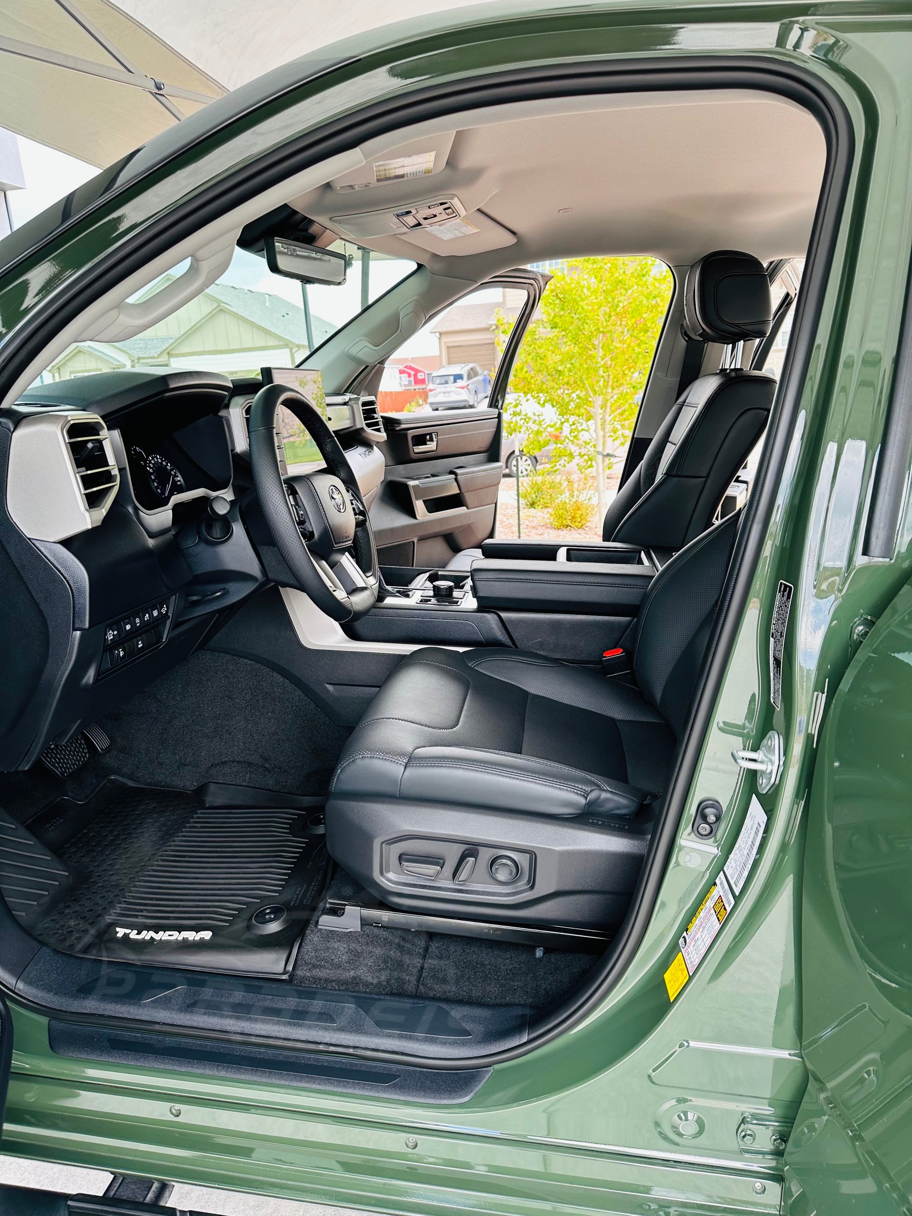 Toyota Tundra finished interior, driver cabin, detailed by Paradeis Car Care